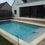 Comment choisir le bon revêtement intérieur pour une piscine en béton : esthétique, durabilité et entretien